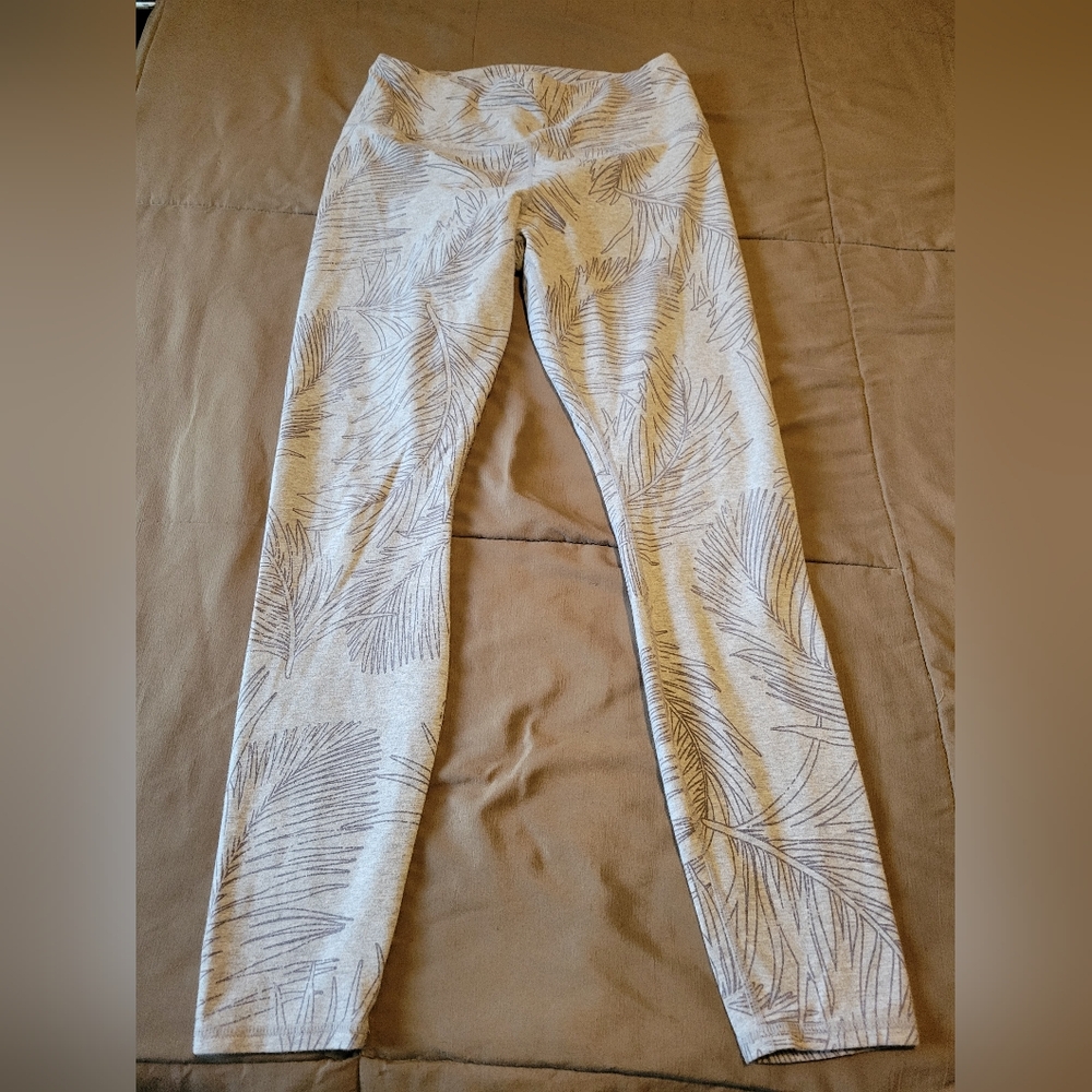 Athleta Gray Leaf Pattern Leggings